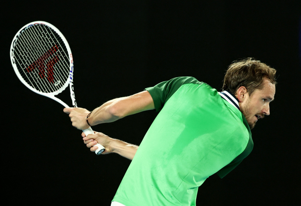 美网碾压法网,梅德韦杰夫惊艳四座 美网碾压法网,梅德韦杰夫惊艳四座