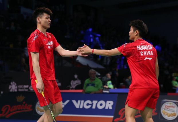 印尼队横扫日本队，黄鸭组合扛起全队