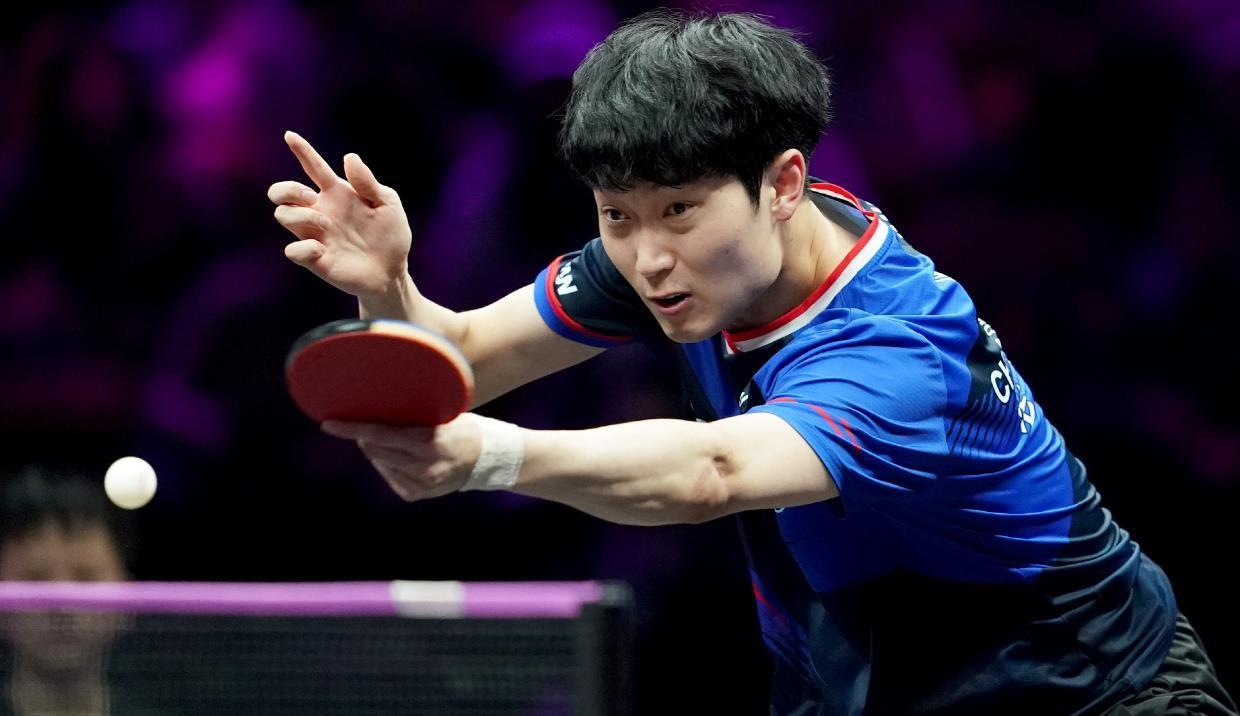 日本队力克英格兰队，林高远状态火热