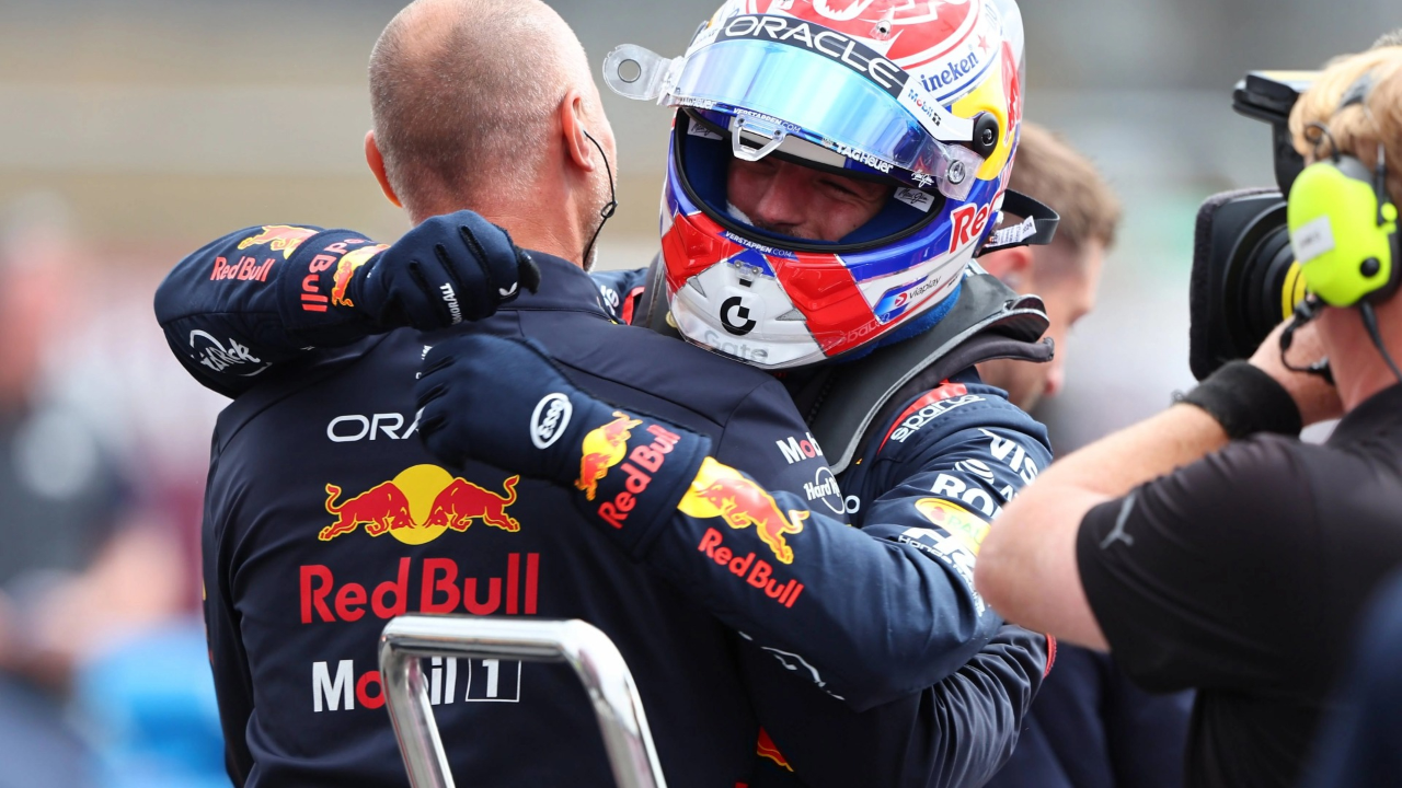 雷诺车队绝杀威廉姆斯,维斯塔潘高光表现 雷诺车队绝杀威廉姆斯,维斯塔潘高光表现