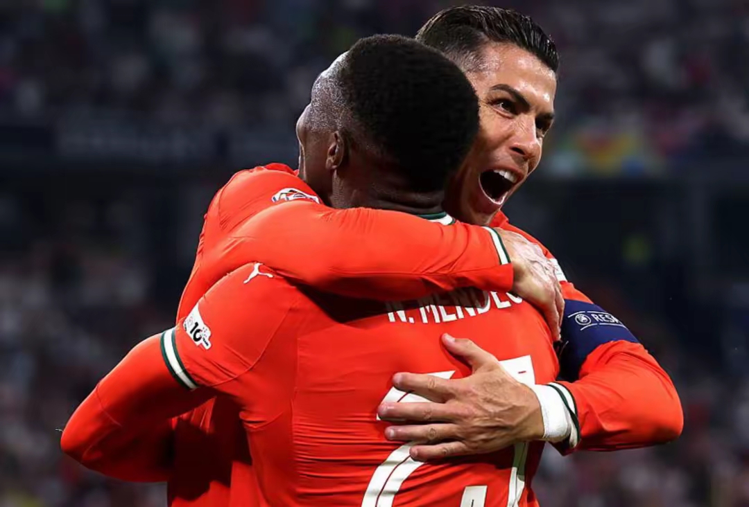 葡萄牙队轻取德国队，张继科状态火热