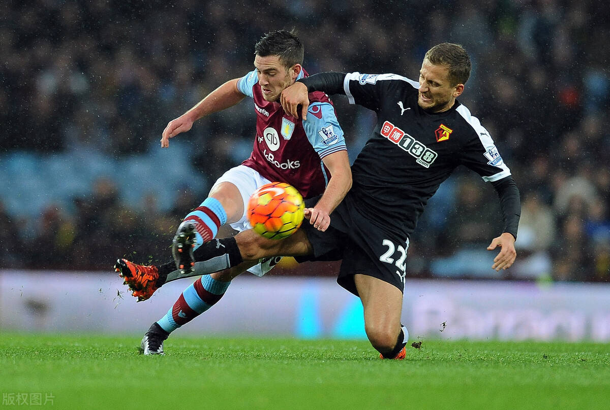 希腊险胜切尔西,伊布点燃赛场 希腊险胜切尔西,伊布点燃赛场