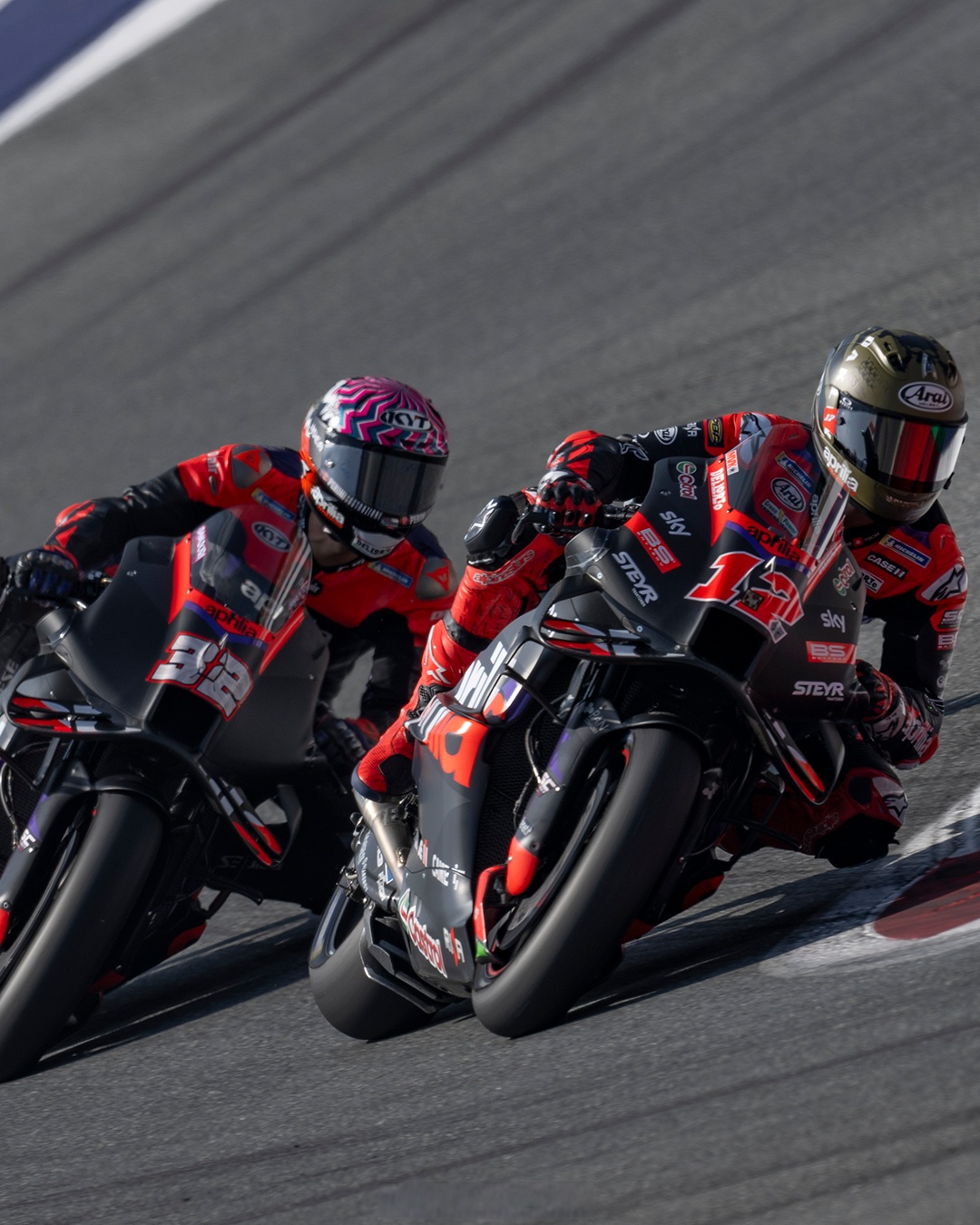 哈斯车队险胜雷诺车队，阿隆索高光表现