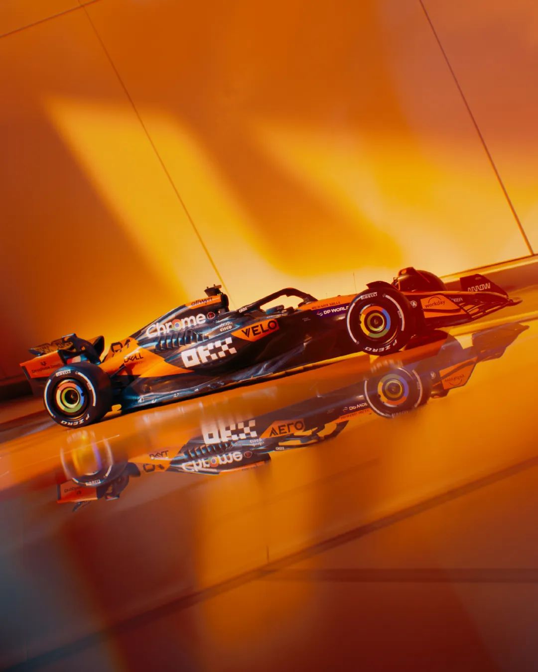 红牛二队轻取哈斯车队,汉密尔顿统治全场 红牛二队轻取哈斯车队,汉密尔顿统治全场