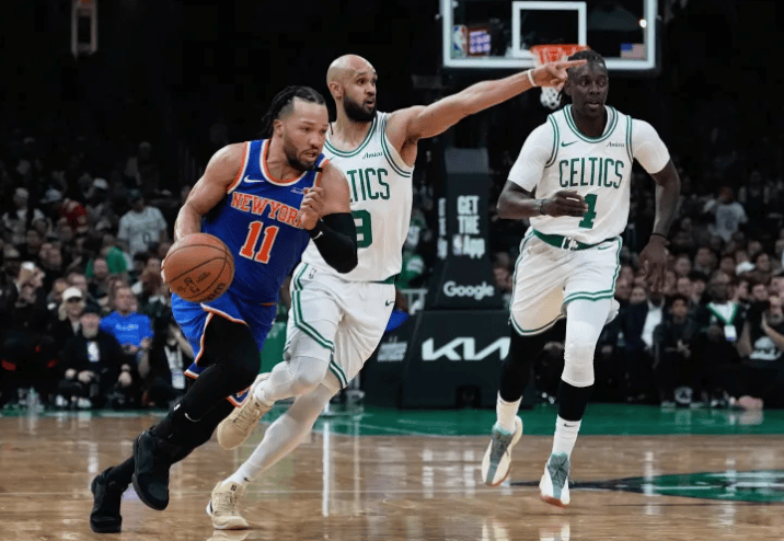 尼克斯力克灰熊,瓦兰丘纳斯三分雨点燃全场 尼克斯力克灰熊,瓦兰丘纳斯三分雨点燃全场