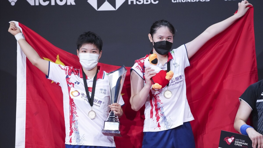 丹麦队横扫马来西亚队，黄鸭组合惊艳四座