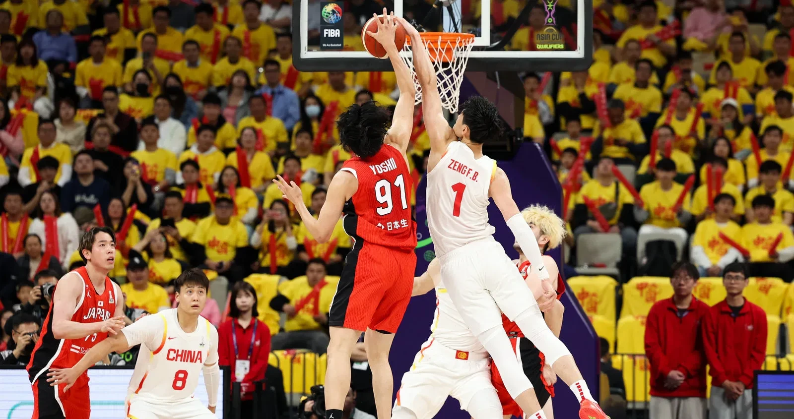 加拿大男篮横扫南韩男篮,波尔津吉斯三分雨点燃全场 加拿大男篮横扫南韩男篮,波尔津吉斯三分雨点燃全场