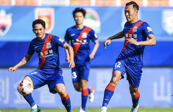 出其不意！实力强队负于另一强队，晋级半决赛