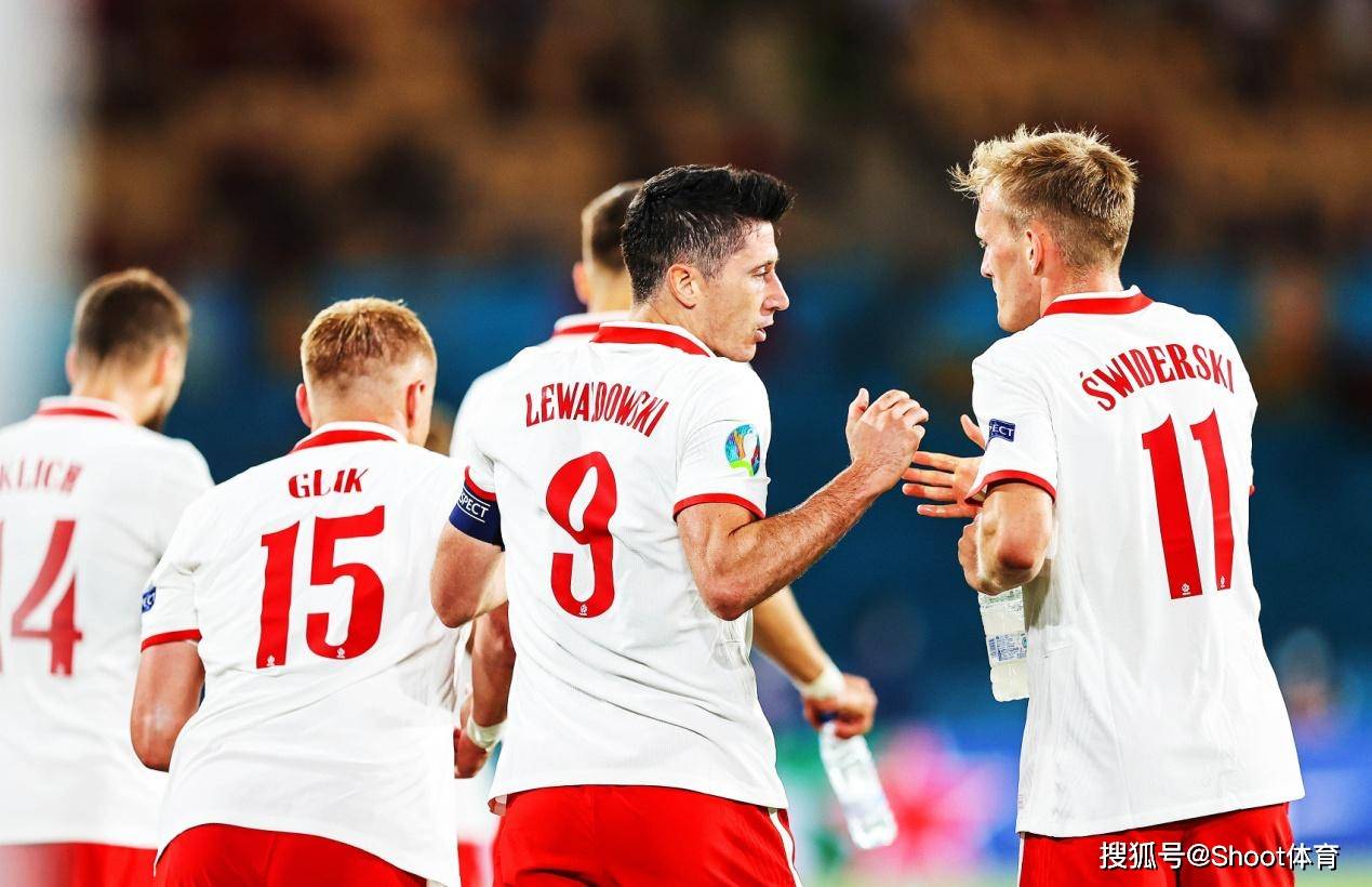 波兰队绝杀瑞典队，奥恰洛夫点燃赛场