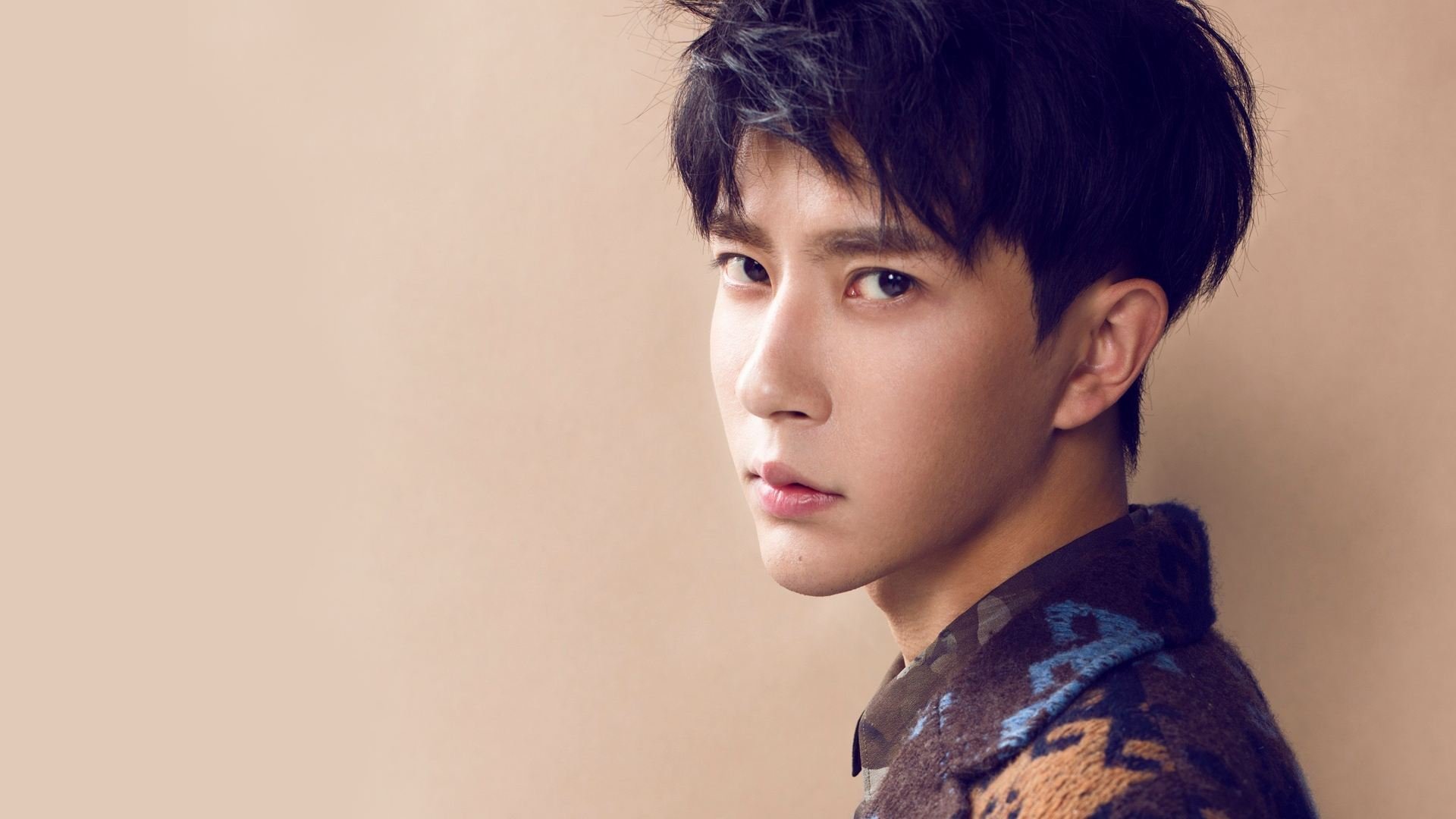 绿茵场与沙漠战场，德布劳内爆发的艺术与伊拉克强行终结西班牙的启示