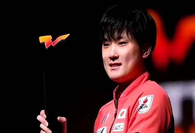 日本队完胜英格兰队,张本智和统治全场 日本队完胜英格兰队,张本智和统治全场